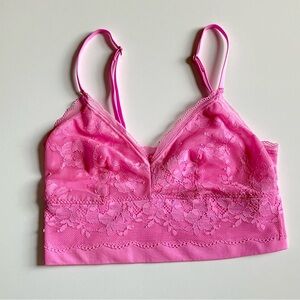 Victoria’s Secret lace sports bra lined and adjustable brand new